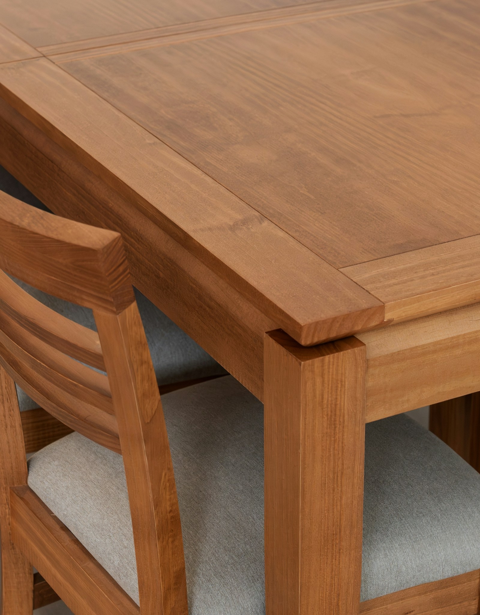 Article Seno Oak Dining Table for 6