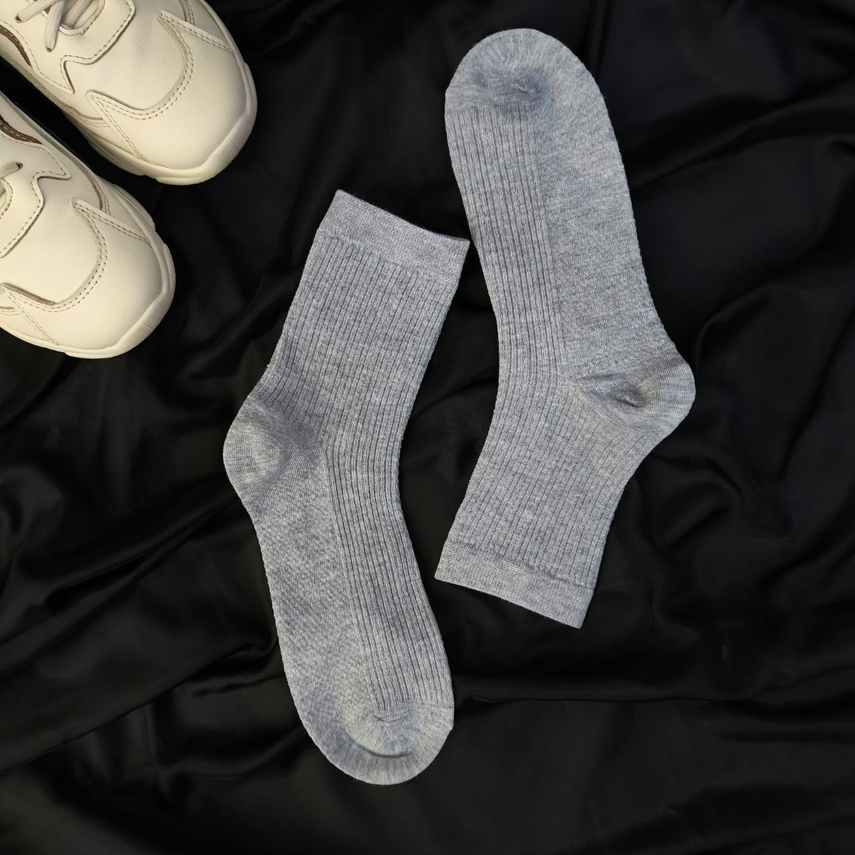 Dickies Men's Dri-Tech Moisture Control Crew Socks, 6 Pairs